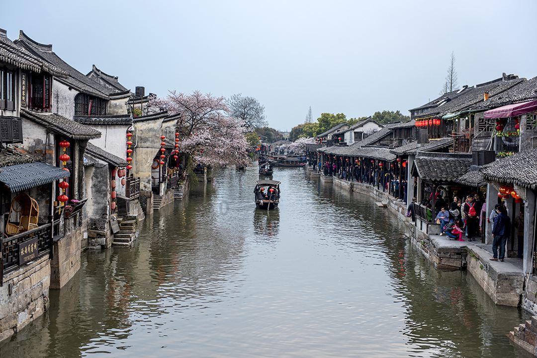 救援水管工